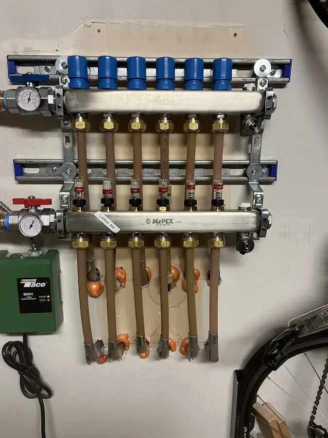 Plumber performing Leak Detection at a residential property in Catalina